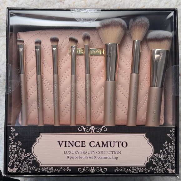 Vince Camuto Luxury Beauty Collection 9 pc, 8 Gold Brush Set & Quilted Pink Bag - Picture 9 of 9